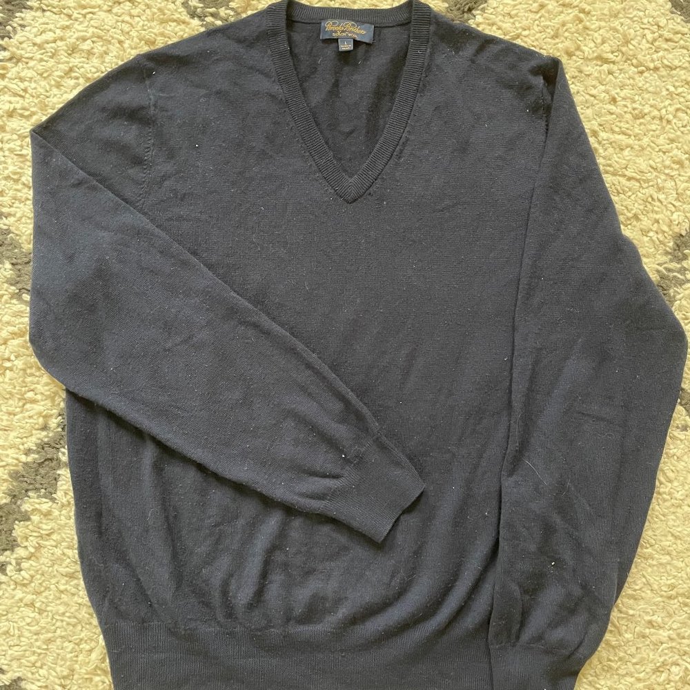 Brooks Brothers wool v-neck navy Sweater